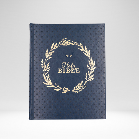 NIV Our Family Story Bible (Navy Wreath)