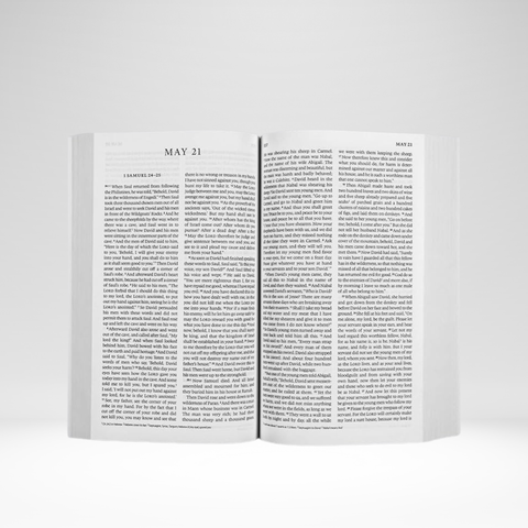 ESV Every Day Bible: 365 Readings through the Whole Bible