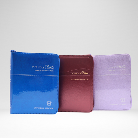 Good News Bible Catholic Edition - Compact, colour illustrations, zipper